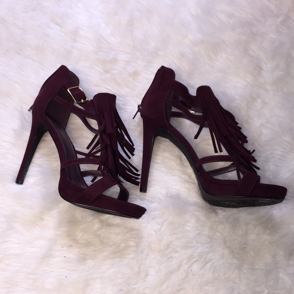 Size 11 burgundy fringe heels like new!